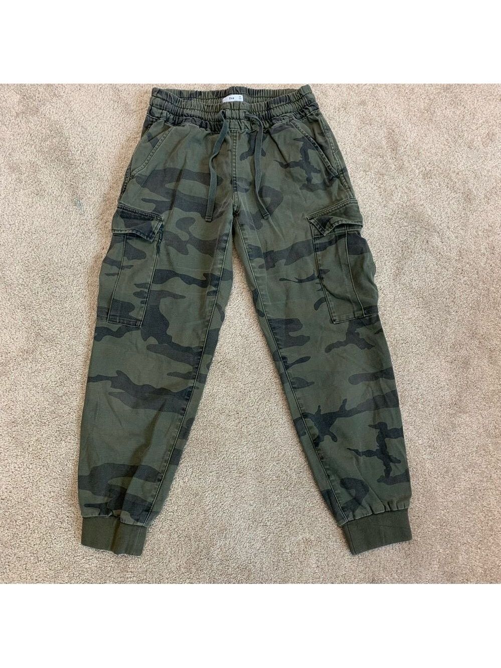 ARITZIA TNA Twin Falls camo cargo jogger pants size XS